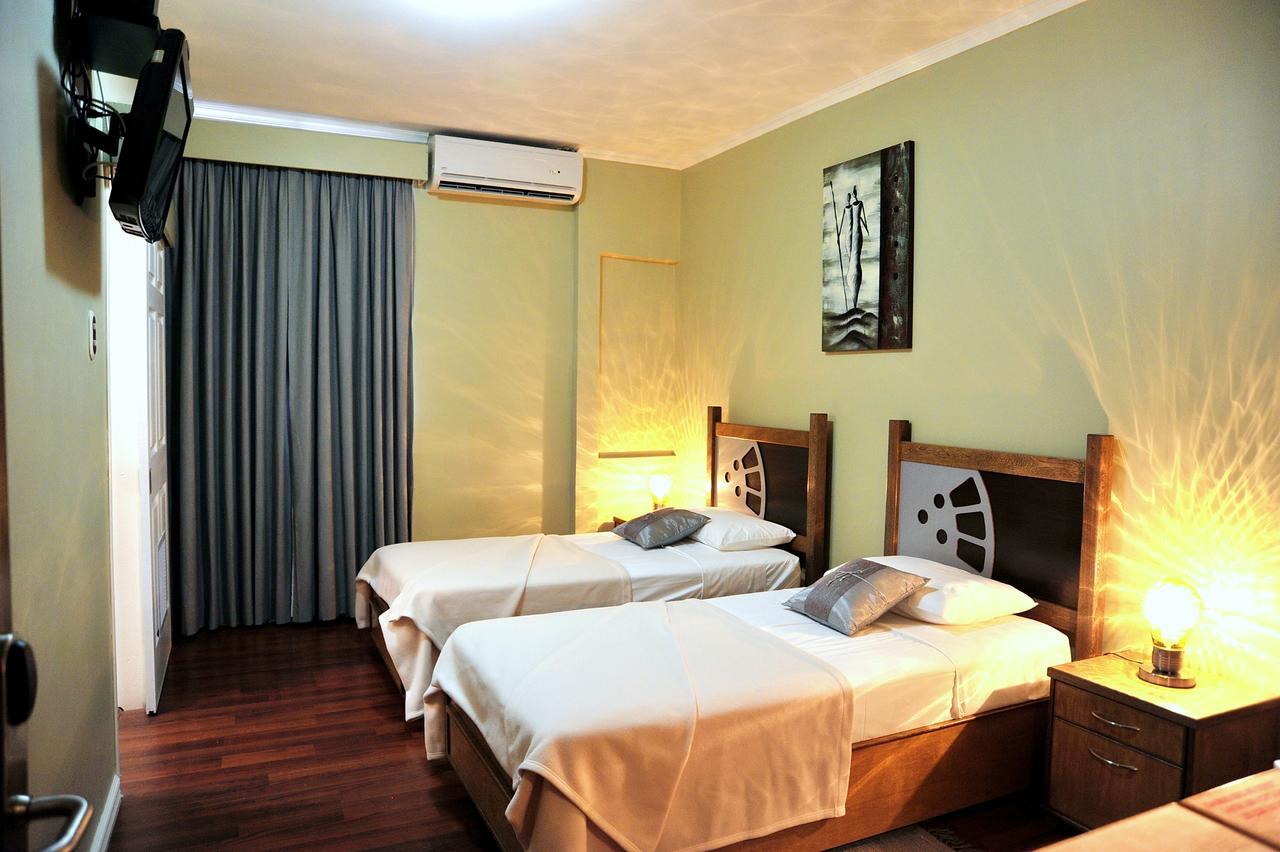 Culture Crossroads Inn Port of Spain Exterior foto