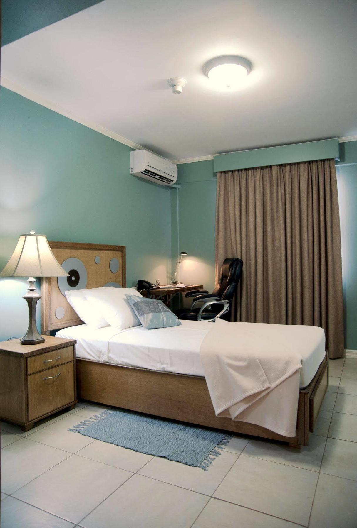 Culture Crossroads Inn Port of Spain Exterior foto